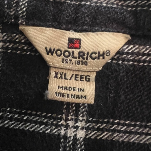 Woolrich size XXL checkered 100% cotton button-down, long sleeve shirt - Picture 2 of 10